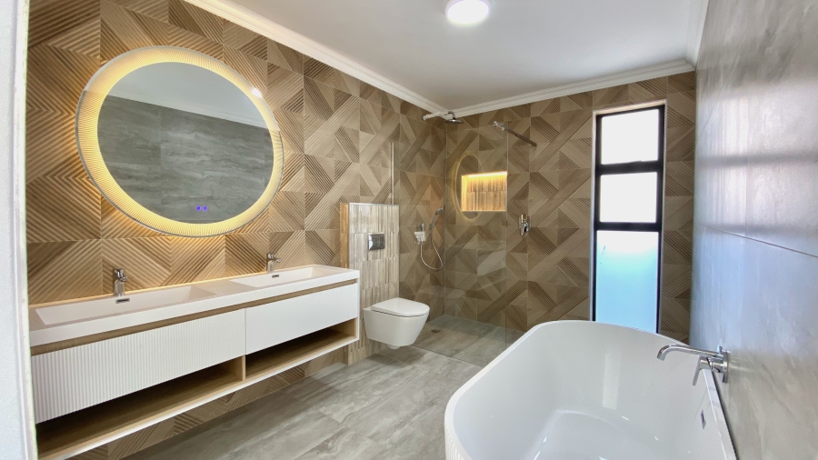 3 Bedroom Property for Sale in St Helena Views Western Cape